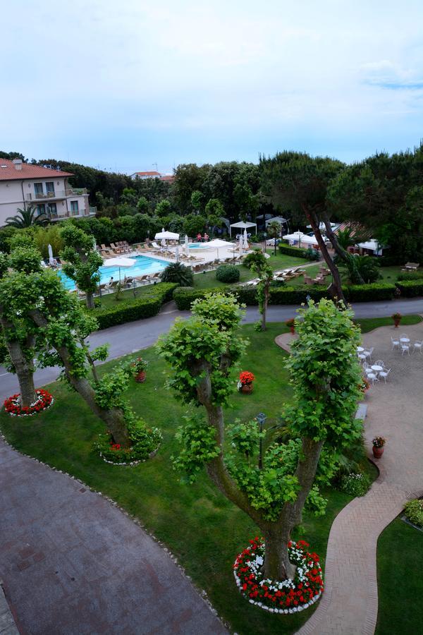 Park Hotel Villa Ariston Lido di Camaiore Exterior foto